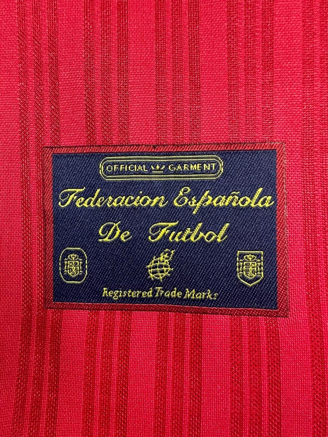 Man's Retro Jersey Spain National Team - 1996