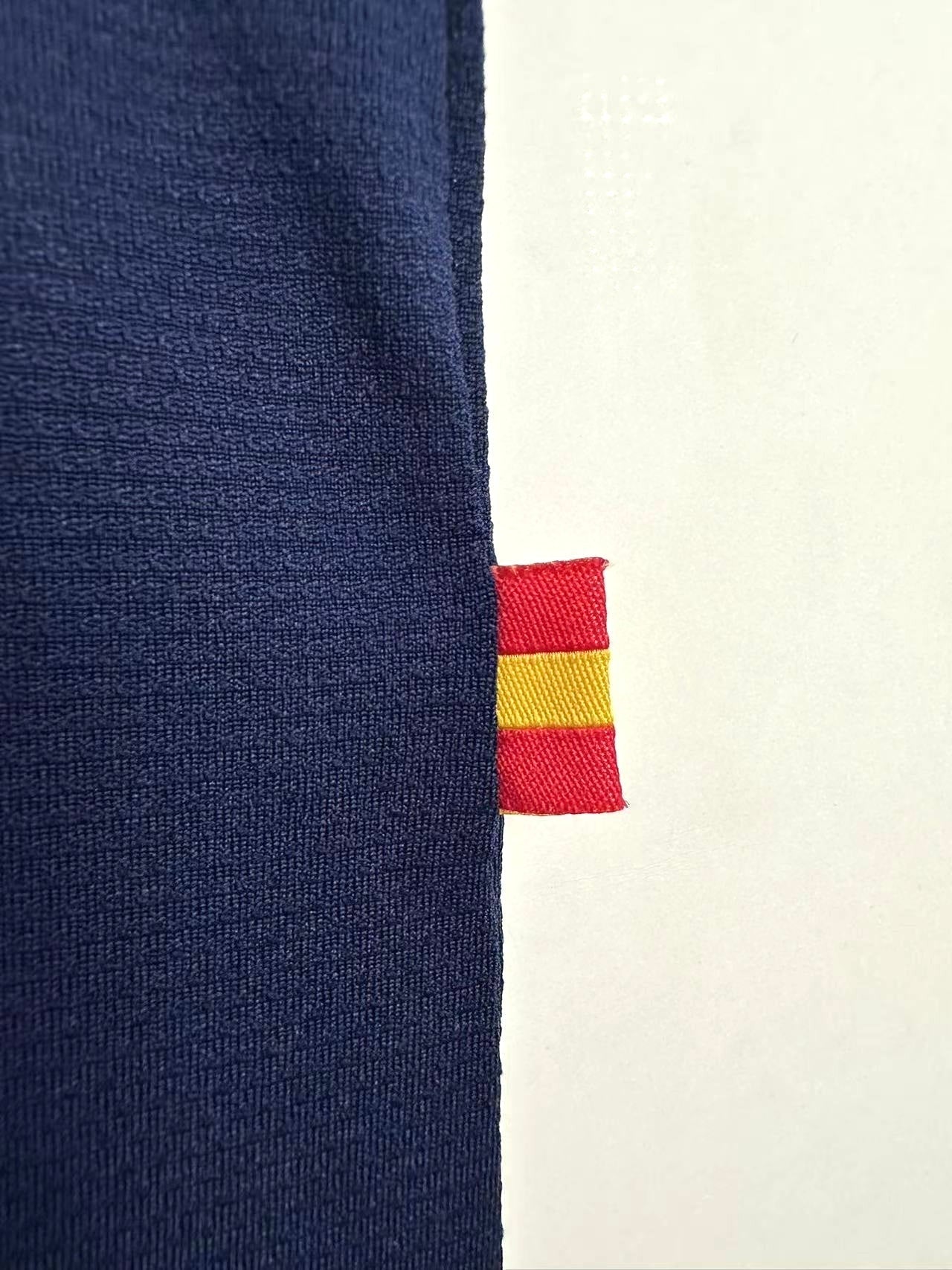 Man's Retro Jersey Spain National Team - 1998