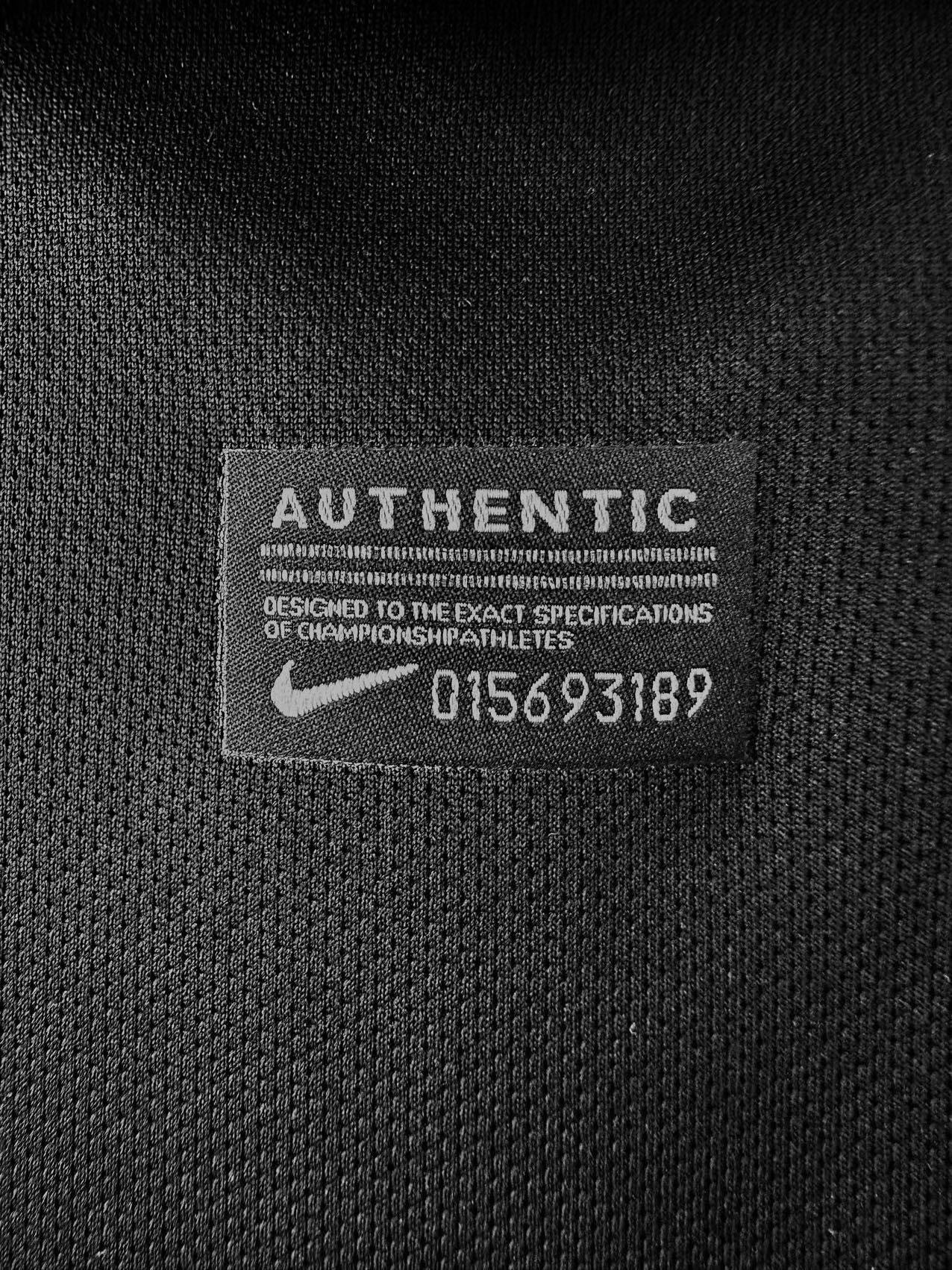 Camiseta de hombre Selección Nacional de Brasil Retro Negra 2013/2014