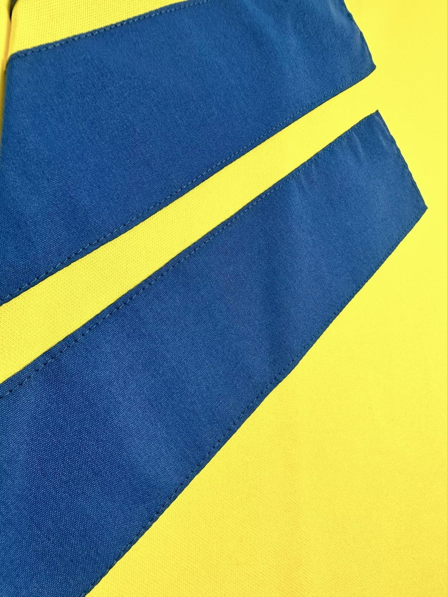 Man's Retro Jersey Sweden National Team Home - 1994