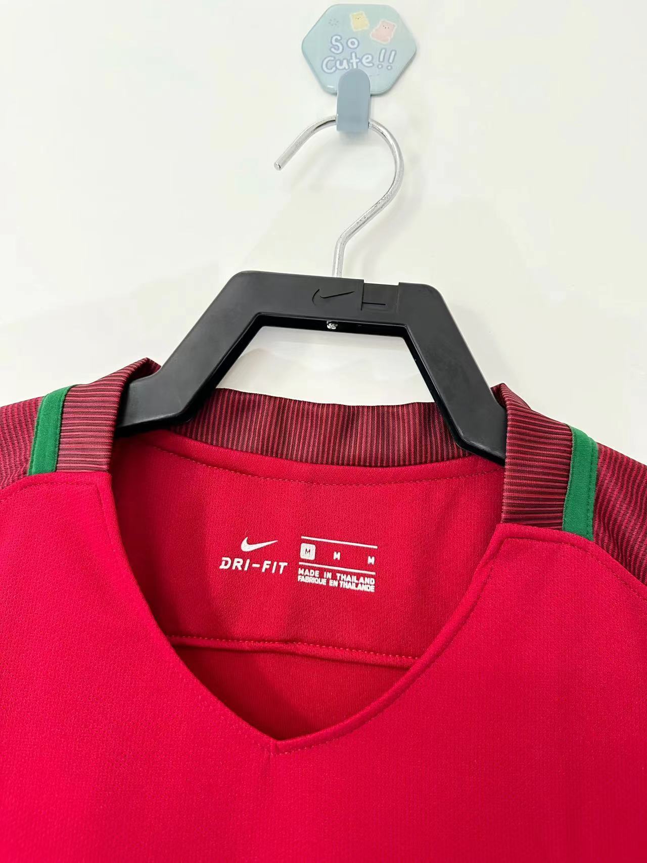 Man's Retro Jersey Portugal National Team - 2016
