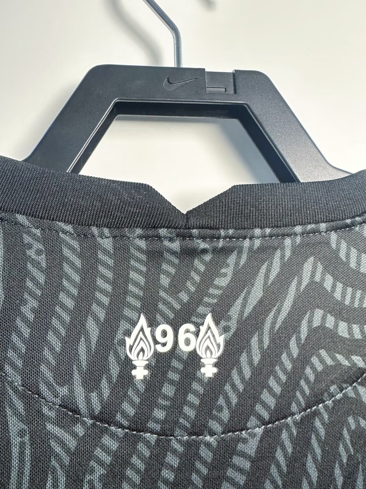 Maillot Rétro Homme Liverpool Domicile Gardien de But Noir - 2020/21