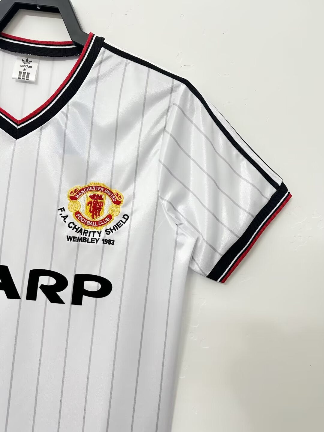 Camiseta retro de hombre del Manchester United - 1983