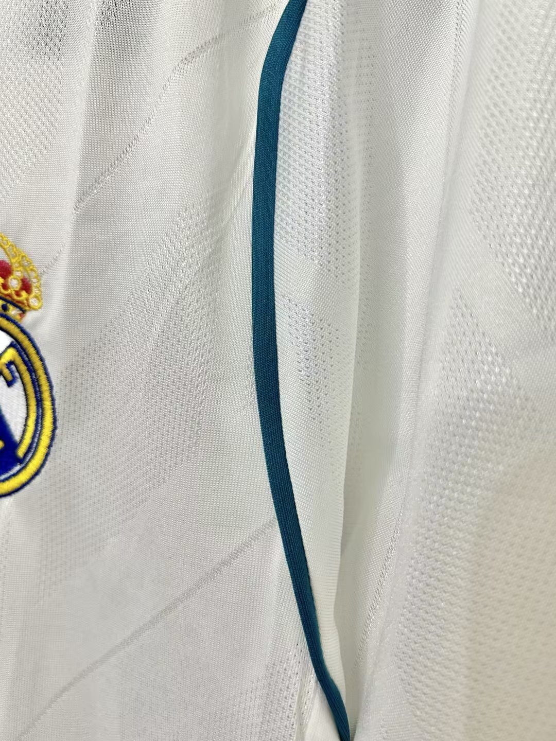 Camiseta Retro de Hombre Real Madrid - Temporada 2017/18