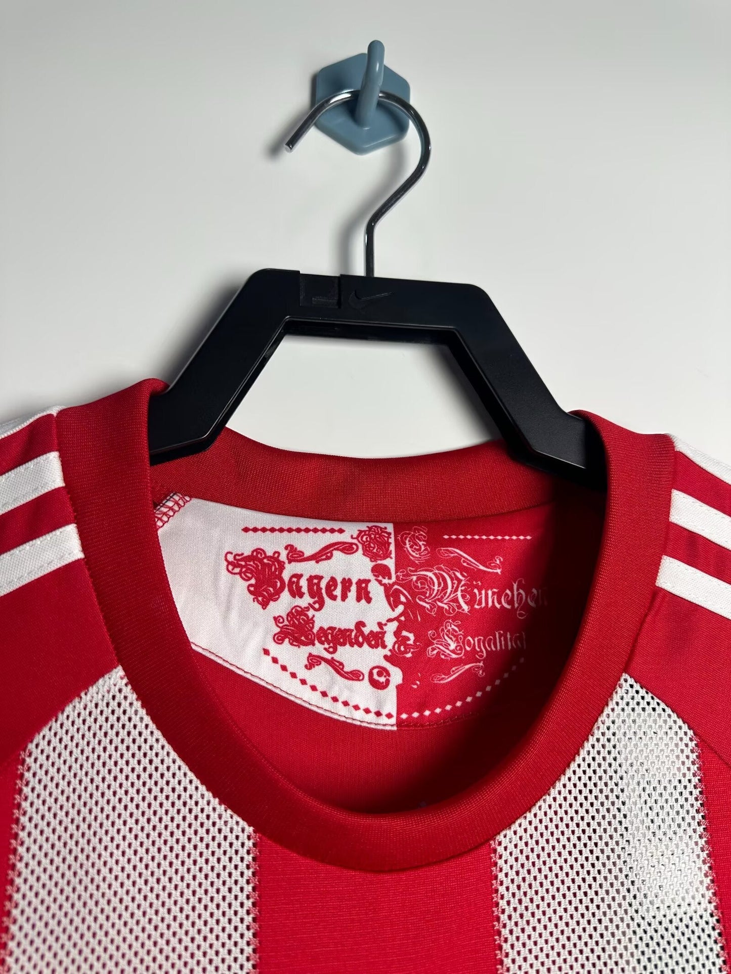 Man's Jersey Bayern Munchen Team Home -  2010/11