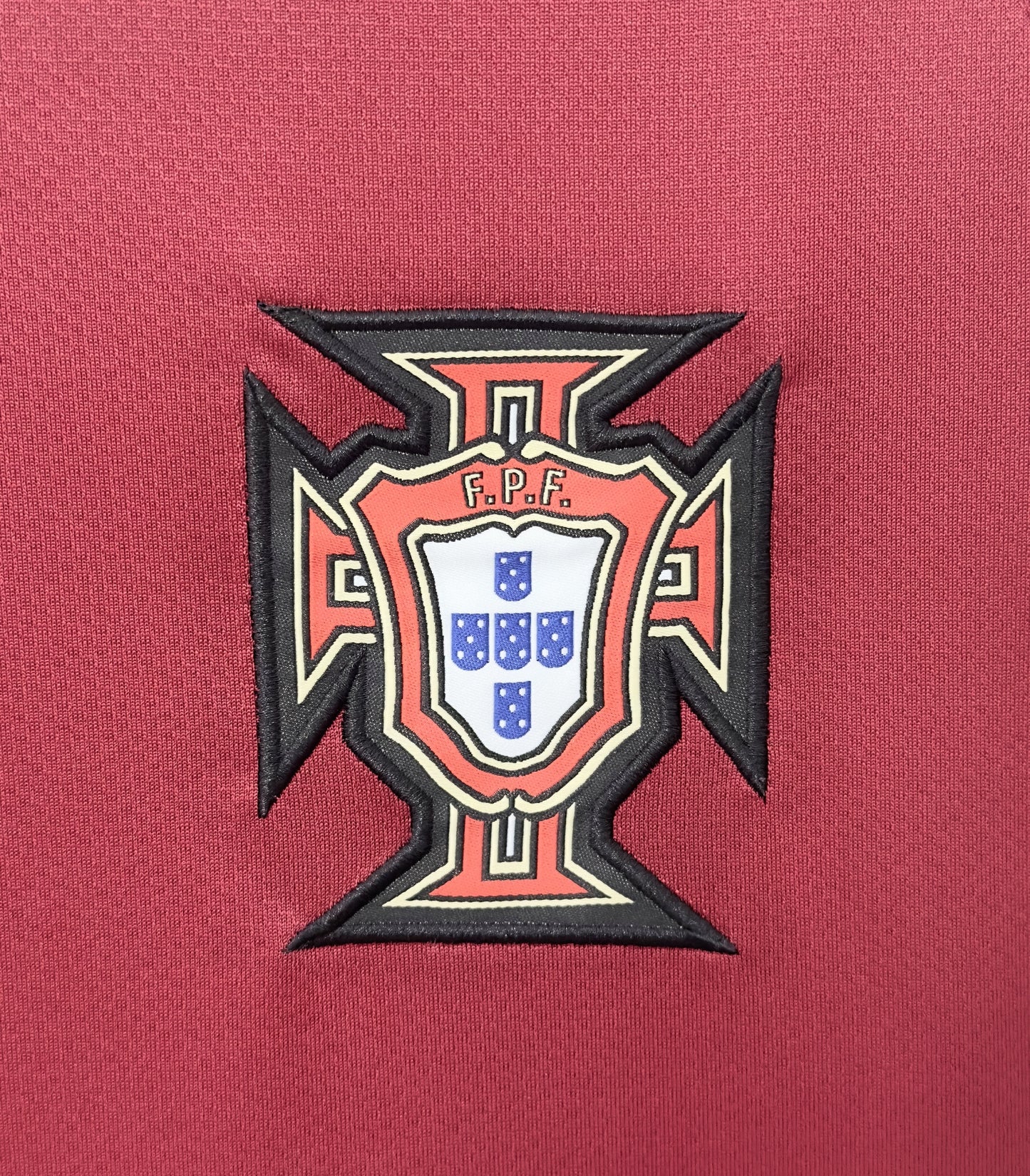 Man's Retro Jersey Portugal National Team - 2006