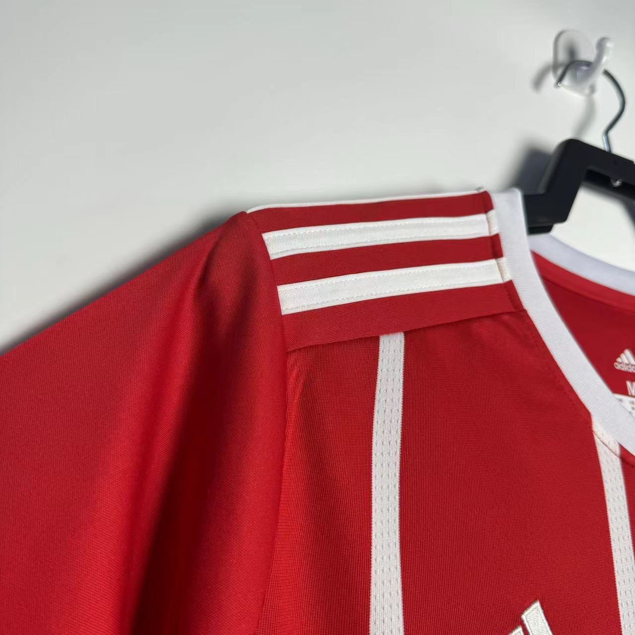 Man's Jersey Bayern Munchen Team Home - 2017/2018
