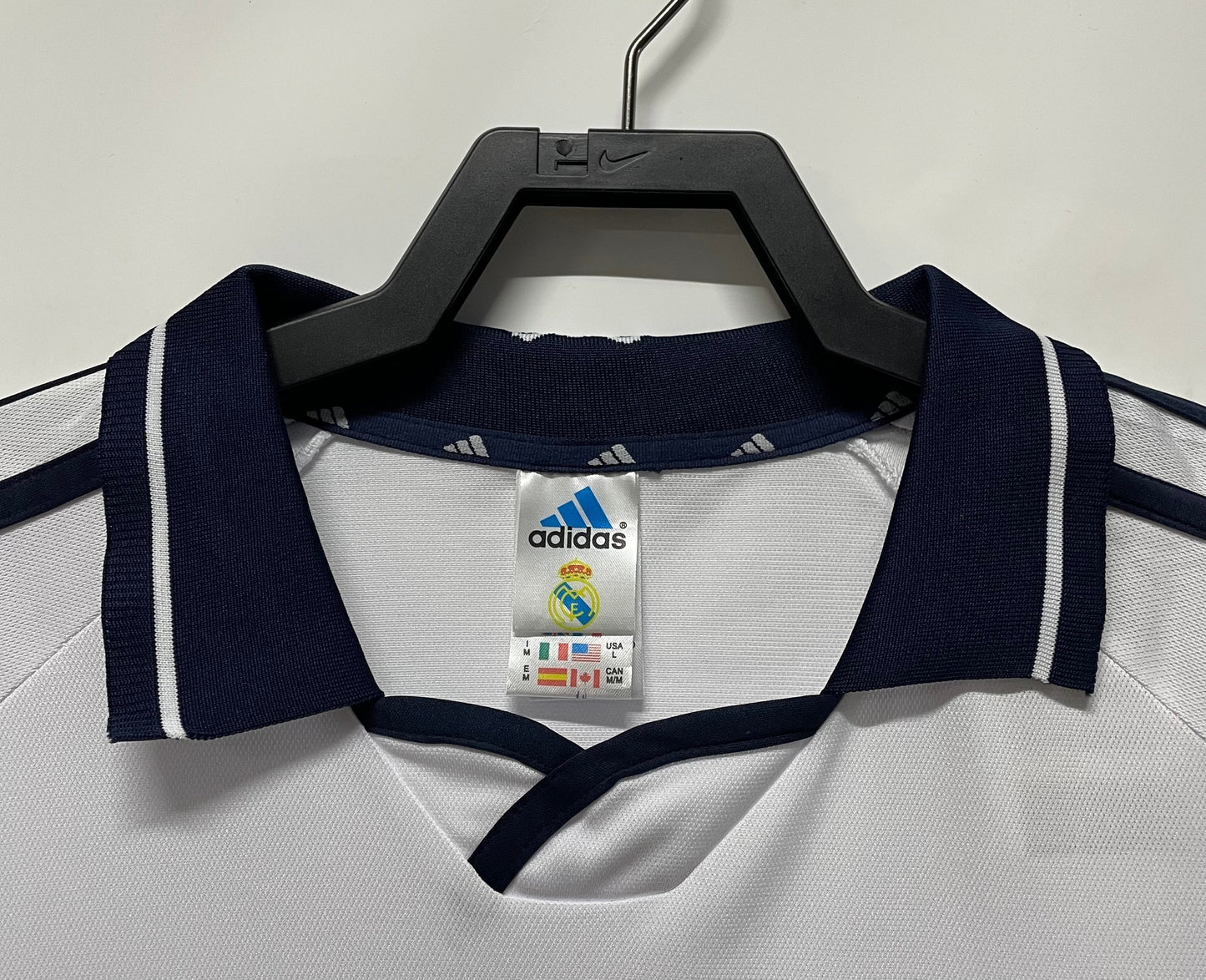 Camiseta Retro Real Madrid - Temporada 2000/2001 para Hombre