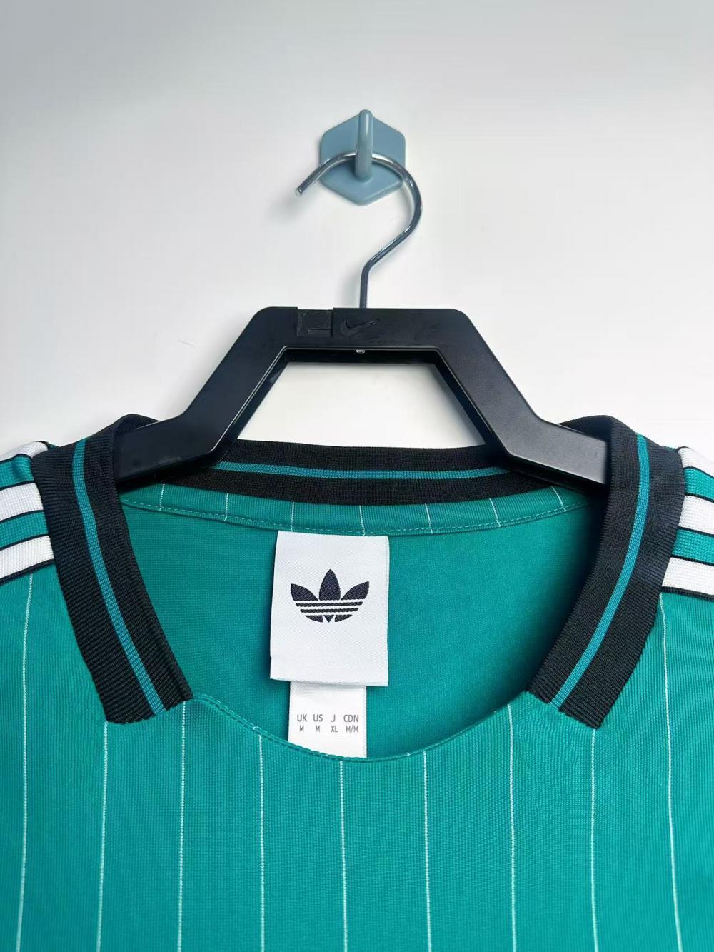 Maillot Rétro Homme Liverpool Vert - 2025/2026