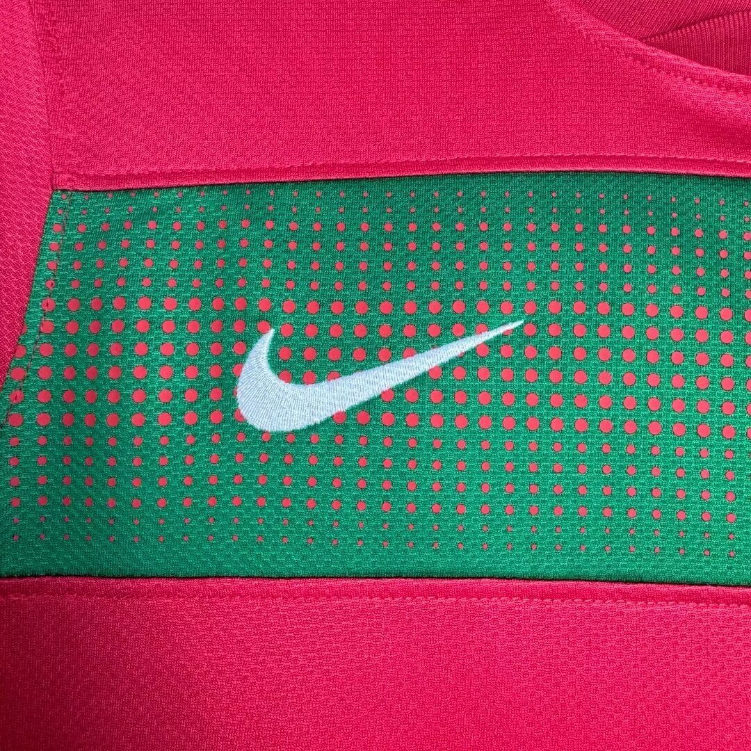 Man's Retro Jersey Portugal National Team - 2010
