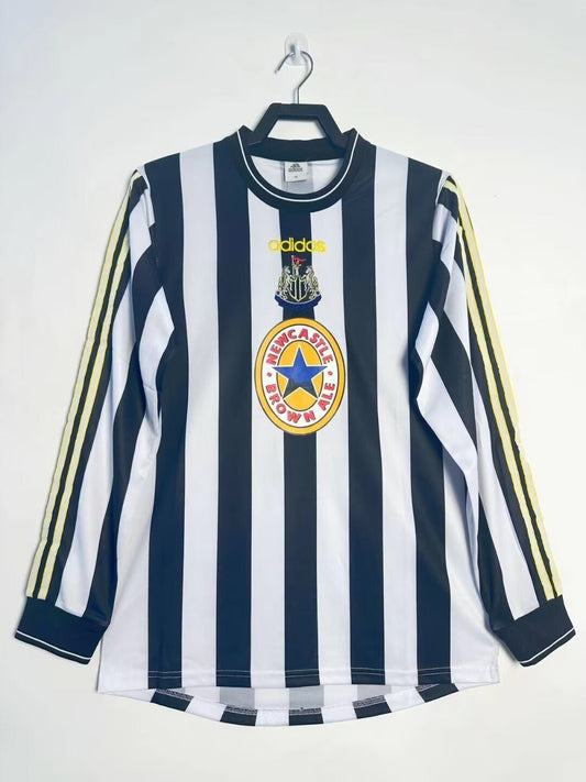 Man's Retro Long Sleeve Newcastle Team - 1997/99