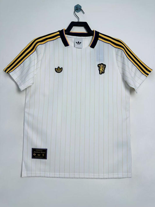 Camiseta retro de hombre Manchester United Equipo cultural Blanca y amarilla - 2025/26