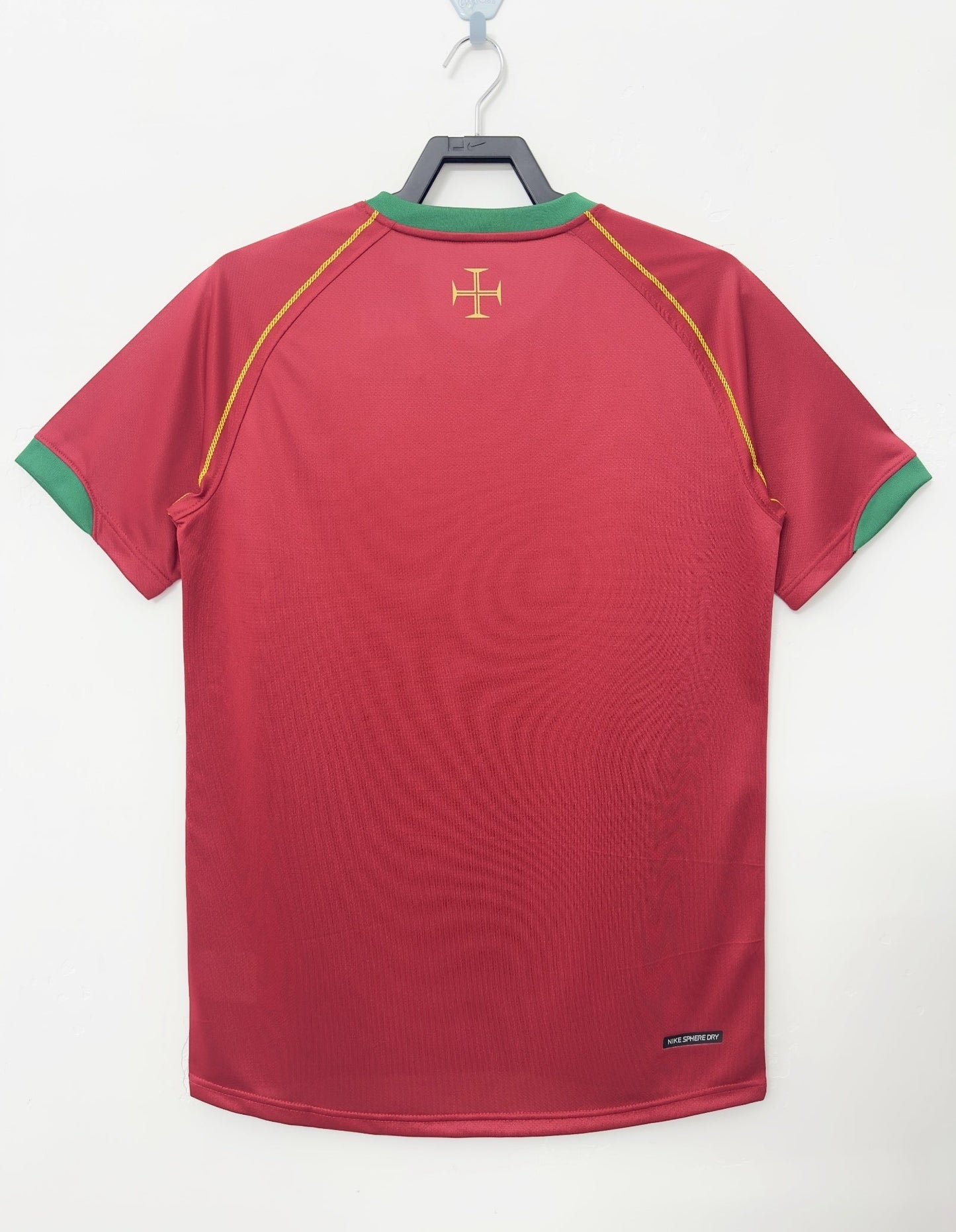 Man's Retro Jersey Portugal National Team - 2006