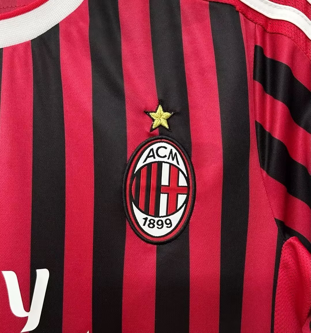 Jersey retro de hombre del equipo de Milán - 2011/12