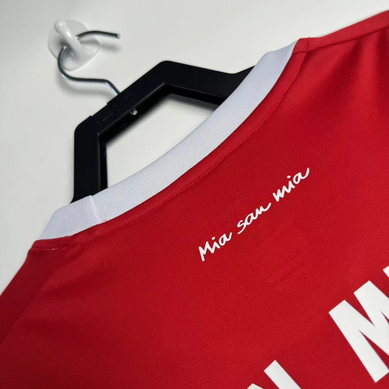 Man's Jersey Bayern Munchen Team Home - 2017/2018