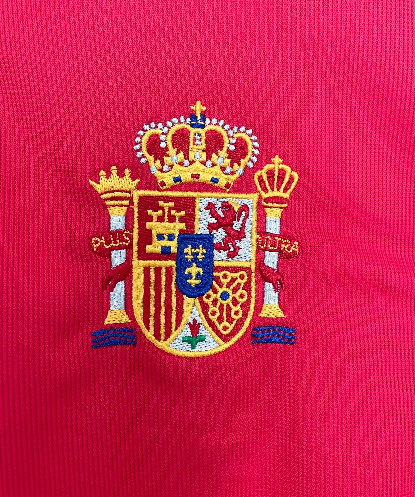 Man's Retro Jersey Spain National Team - 2000
