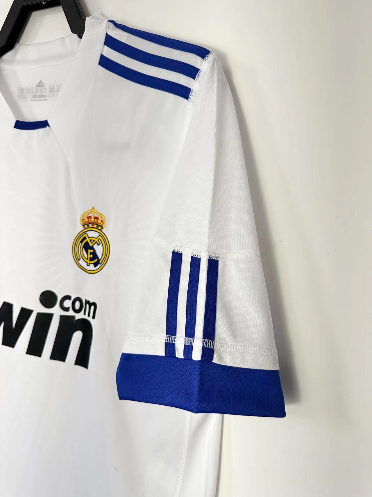 Camiseta Retro de Hombre Real Madrid - 2010/11