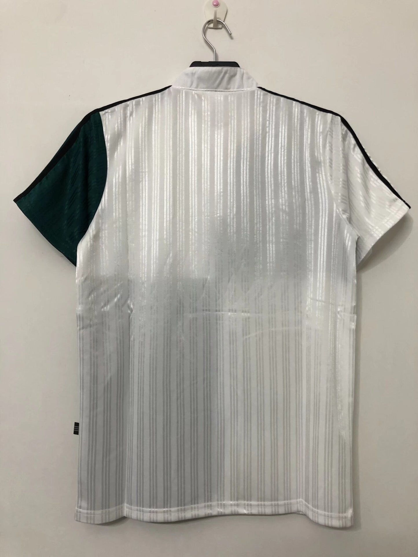 Maillot rétro homme extérieur du Liverpool FC - Saison 1995/1996