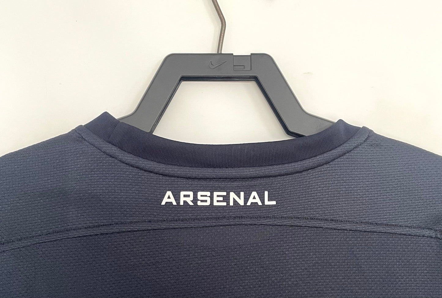 Camiseta Retro de Hombre del Arsenal de Visitante - Temporada 2011/2012