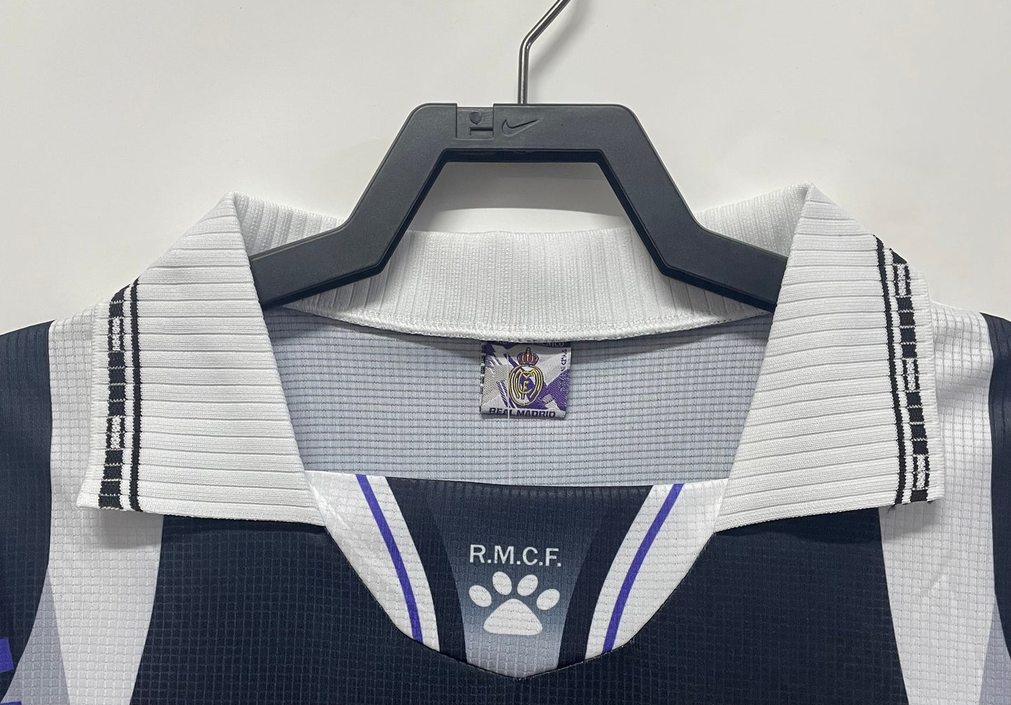 Camiseta Retro de Hombre Real Madrid - 1997/1998