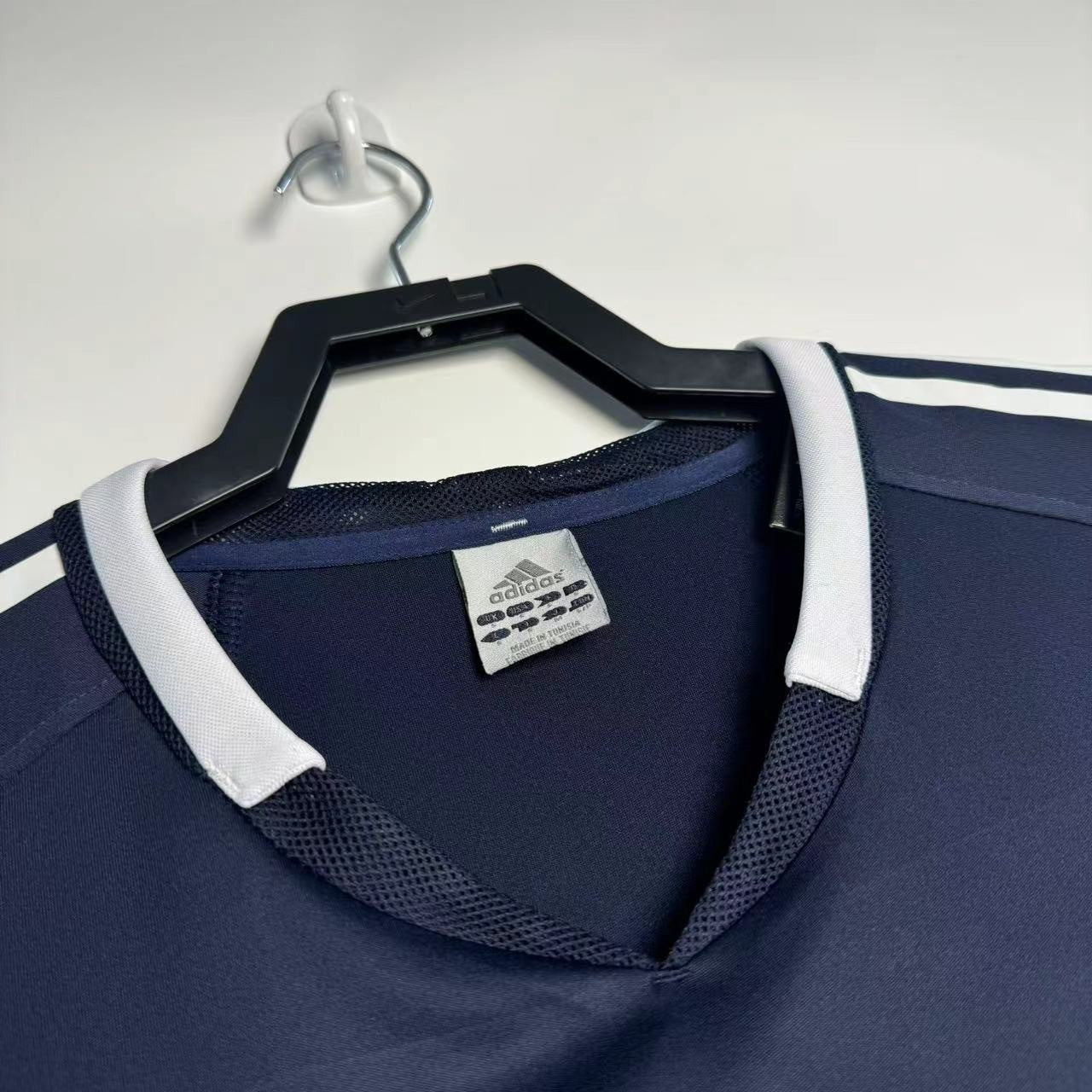 Camiseta Retro de Hombre del Real Madrid - Temporada 2004/2005