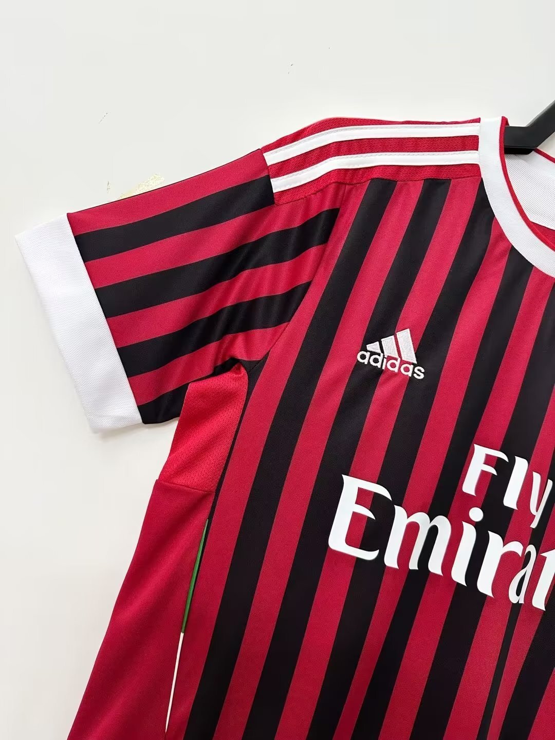 Jersey retro de hombre del equipo de Milán - 2011/12