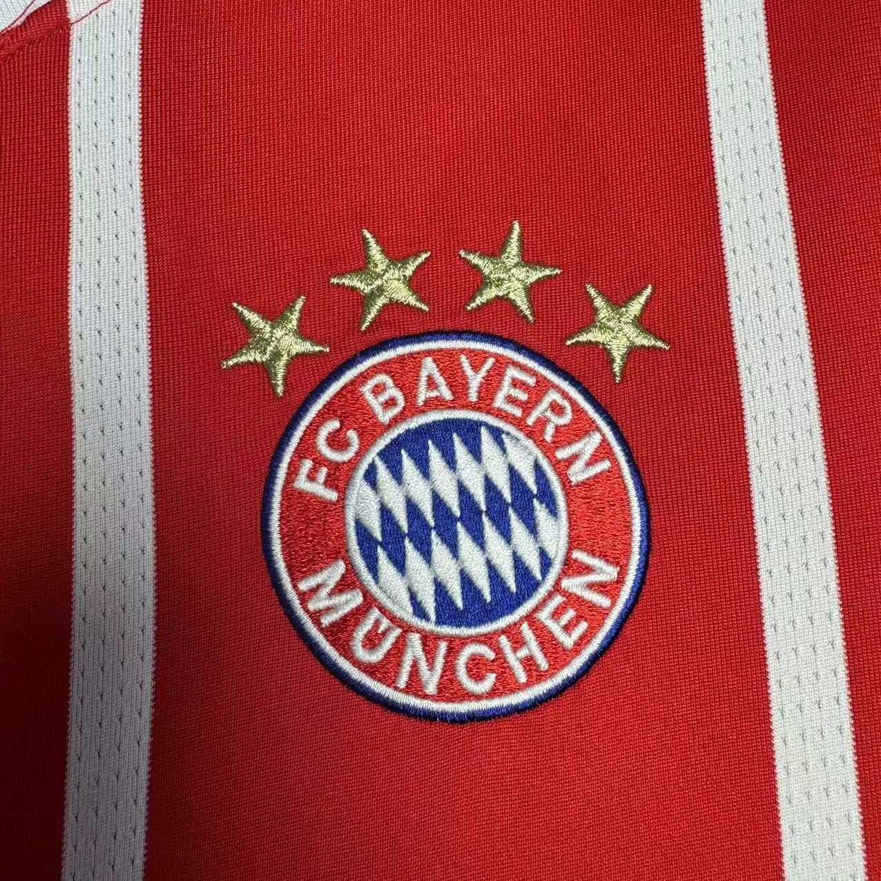 Man's Jersey Bayern Munchen Team Home - 2017/2018