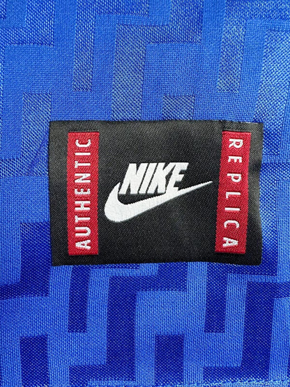 Camiseta Retro de la Selección Nacional Masculina de Italia - Local 1995