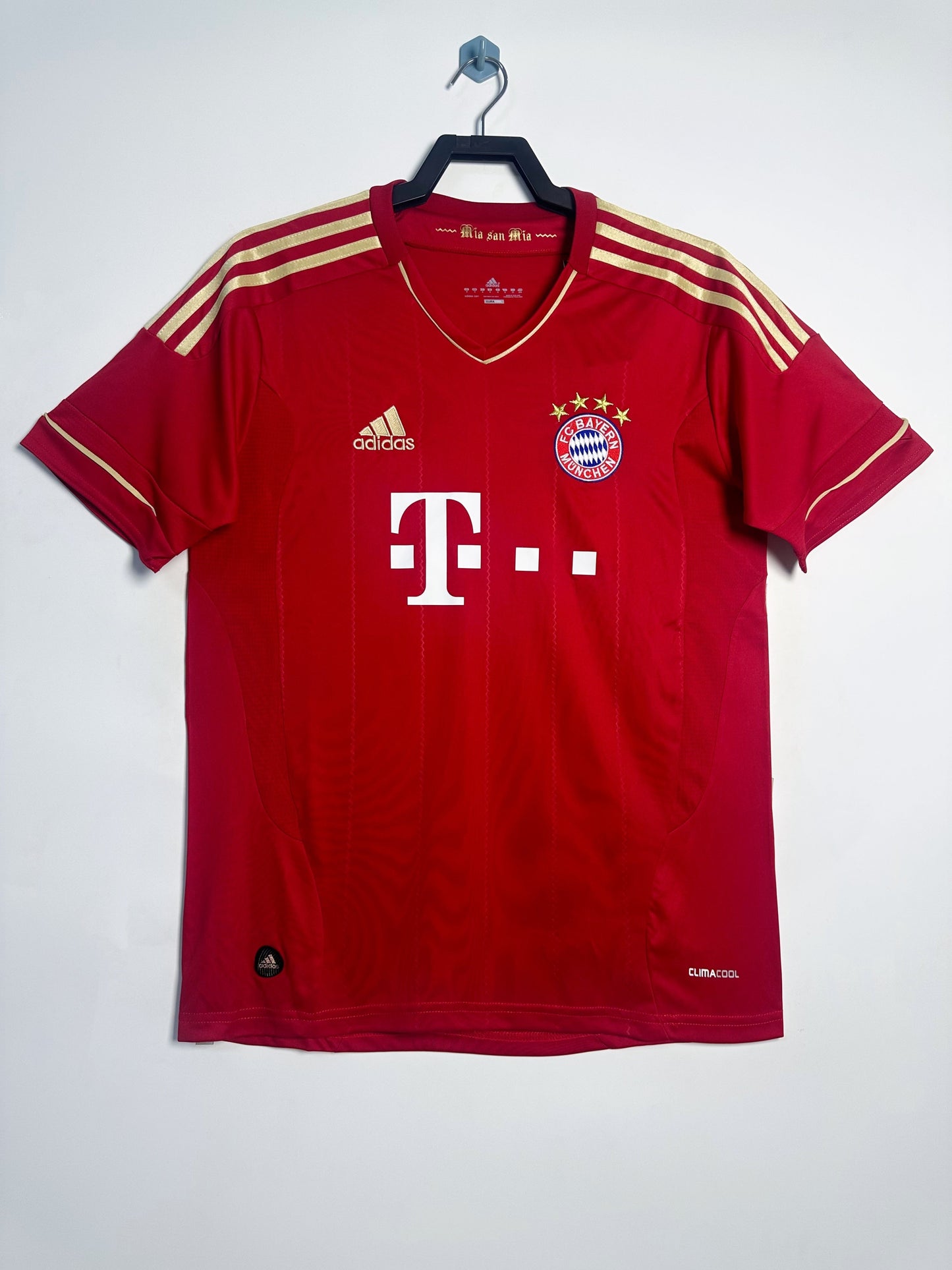 Retro Jersey Bayern Munchen Home - 2012/2013