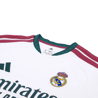 Man's Jersey Real Madrid Team Home - 26/27