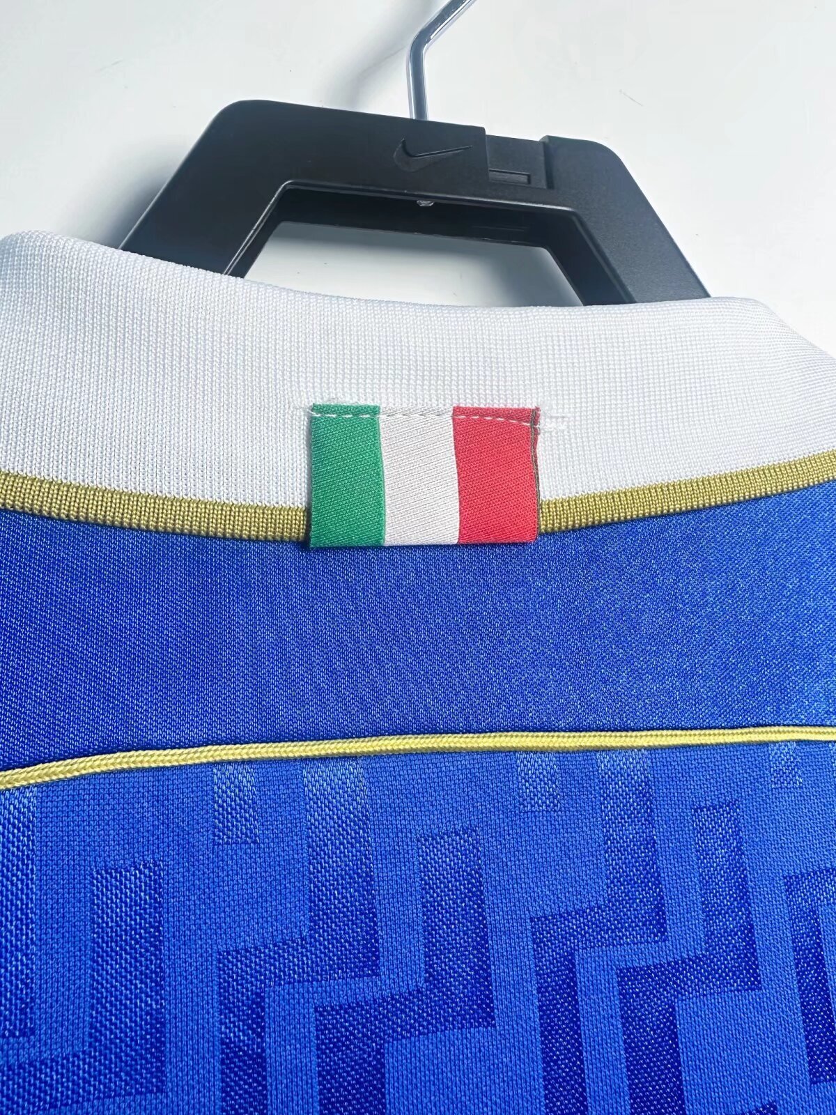 Camiseta Retro de la Selección Nacional Masculina de Italia - Local 1995