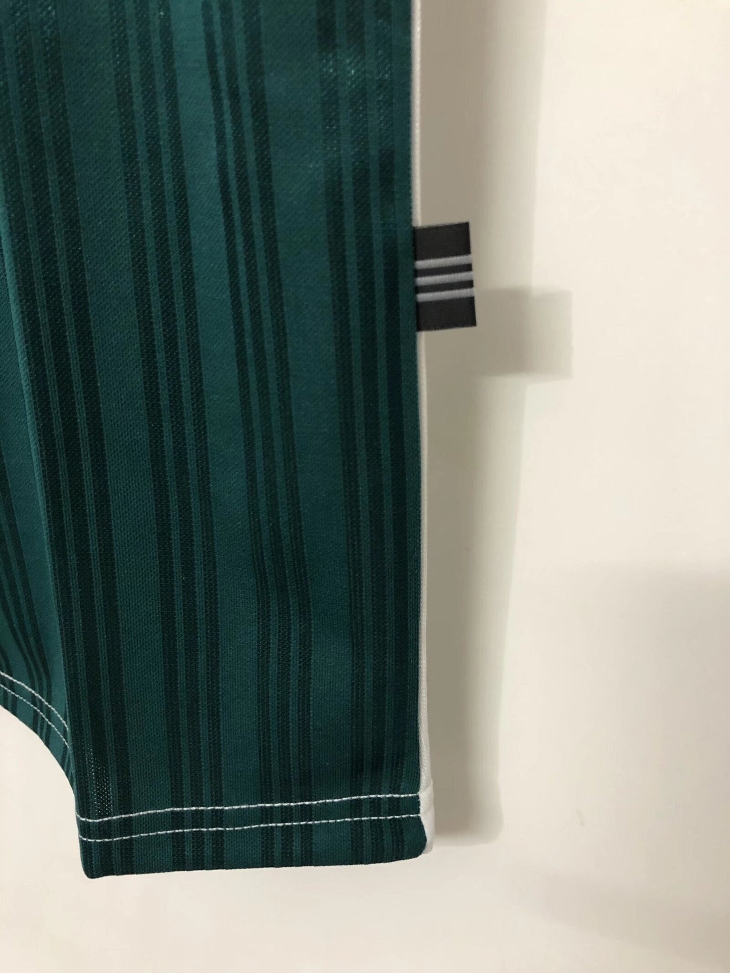 Maillot rétro homme extérieur du Liverpool FC - Saison 1995/1996