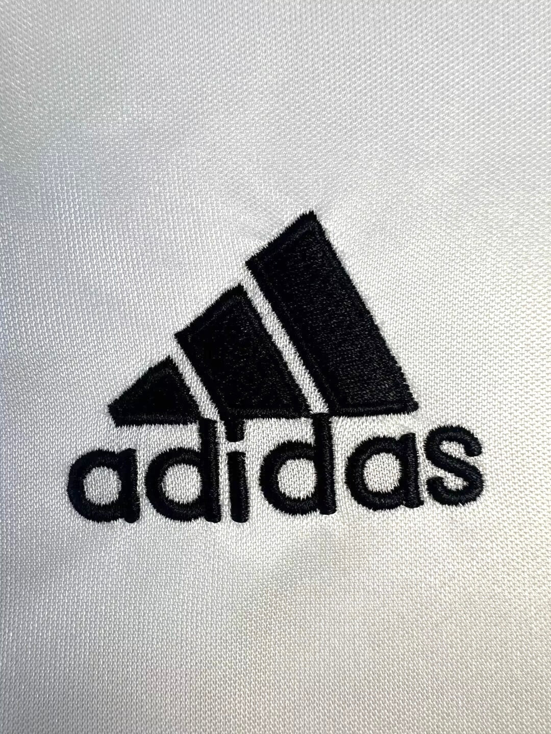 Camiseta Retro de Hombre Real Madrid - Temporada 2004/05