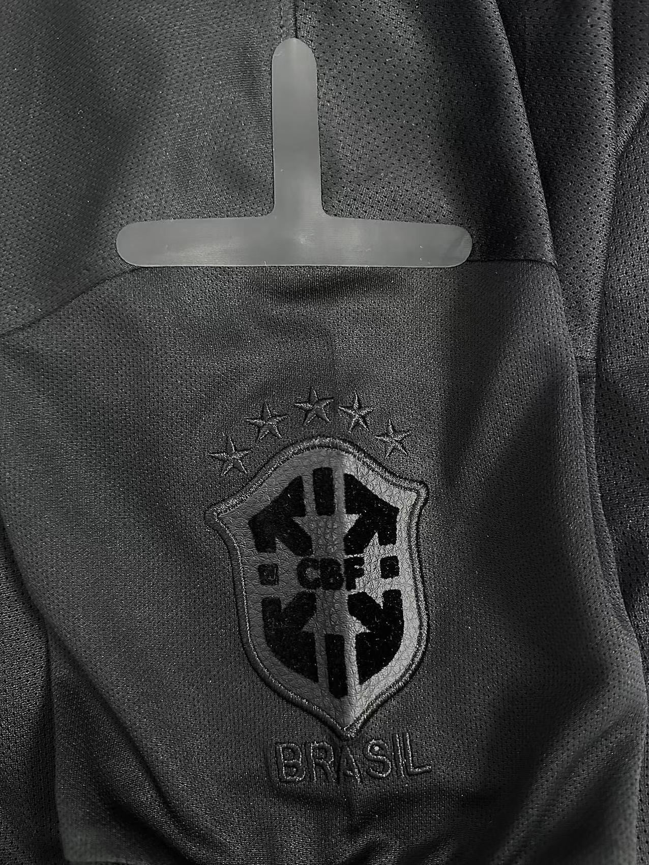 Maillot Homme Équipe Nationale du Brésil Rétro Noir 2013/2014