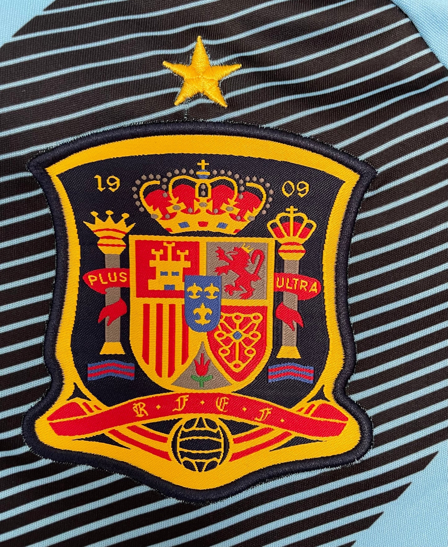 Man's Retro Jersey Spain National Team Away - 2012