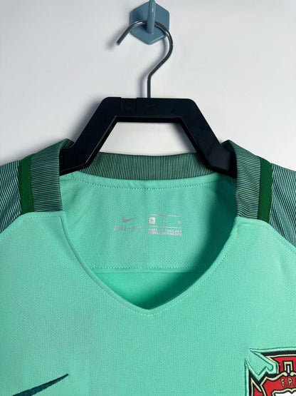 Man's Retro Jersey Portugal National Team Away - 2016