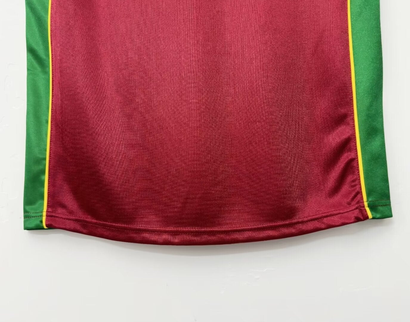 Man's Retro Jersey Portugal National Team - 1998