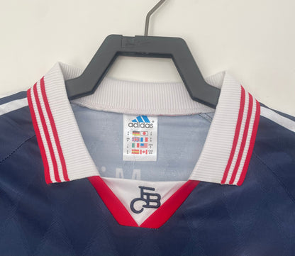 Man's Retro Long Sleeve Bayern Munchen Team - 1997/99