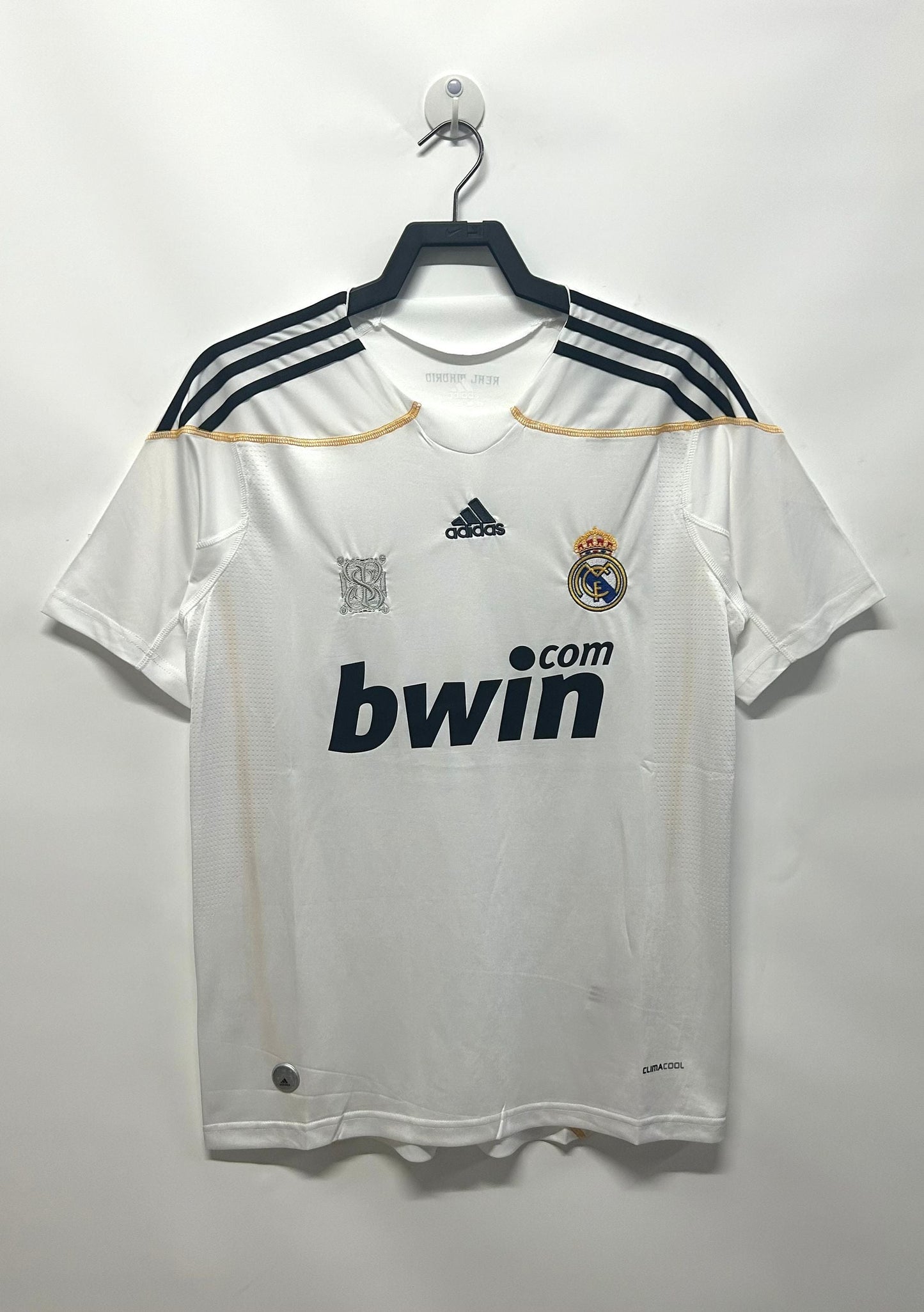 Camiseta retro de hombre del Real Madrid - 2009/2010