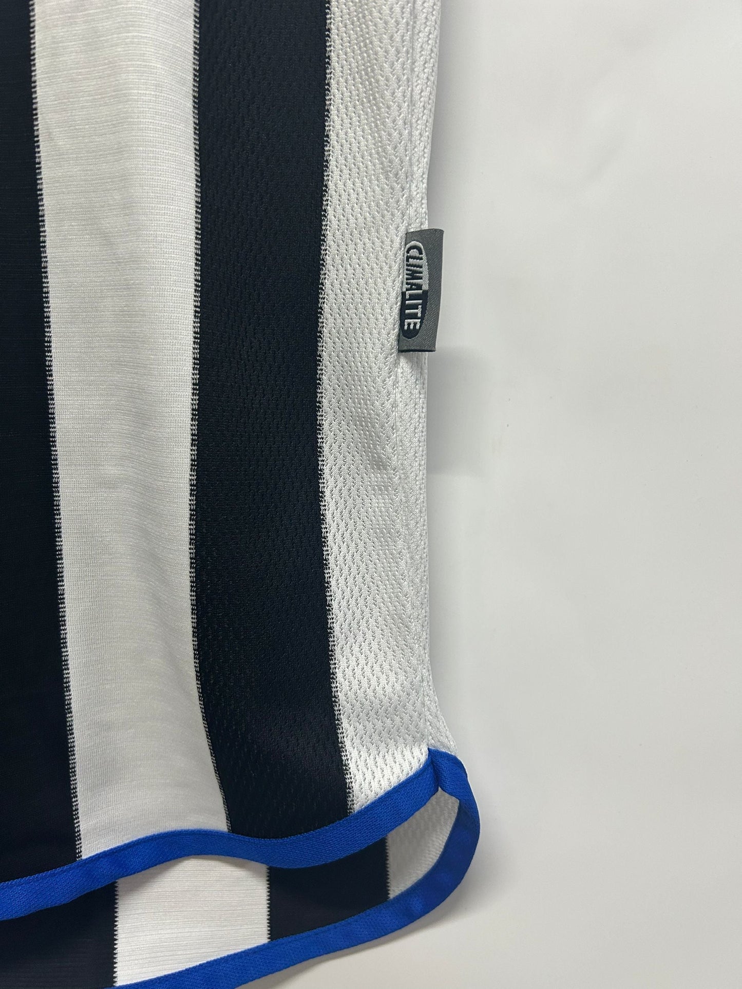 Maillot Rétro Homme Domicile Newcastle United - 2000/2001