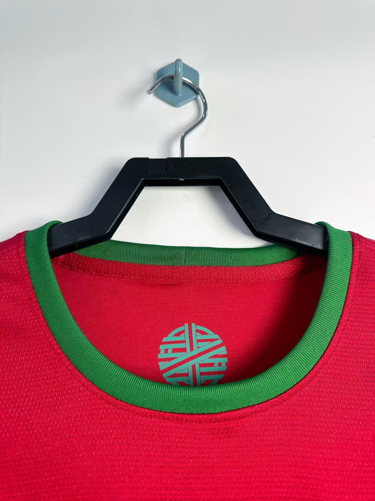 Man's Retro Jersey Portugal National Team - 2012