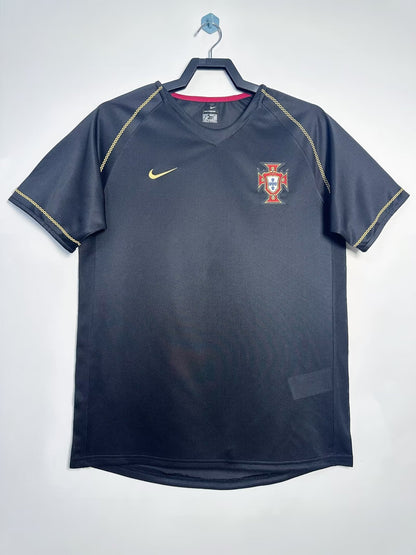 Man's Retro Jersey Portugal National Team Away - 2006