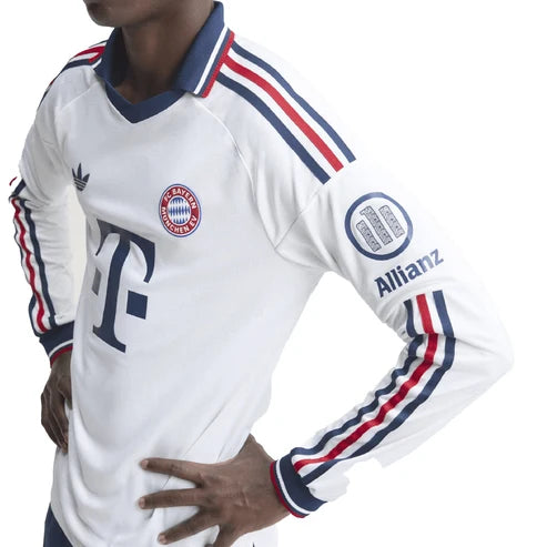 Man's Long Sleeve Bayern Munchen Team Away - 26/27