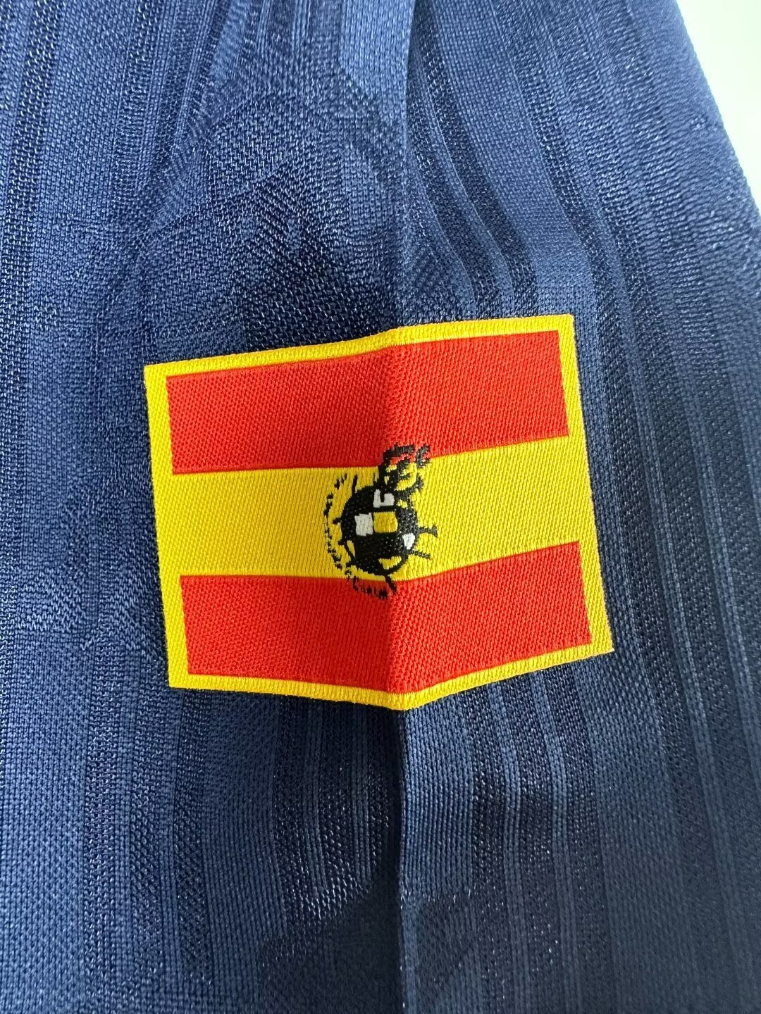 Man's Retro Jersey Spain National Team - 1996