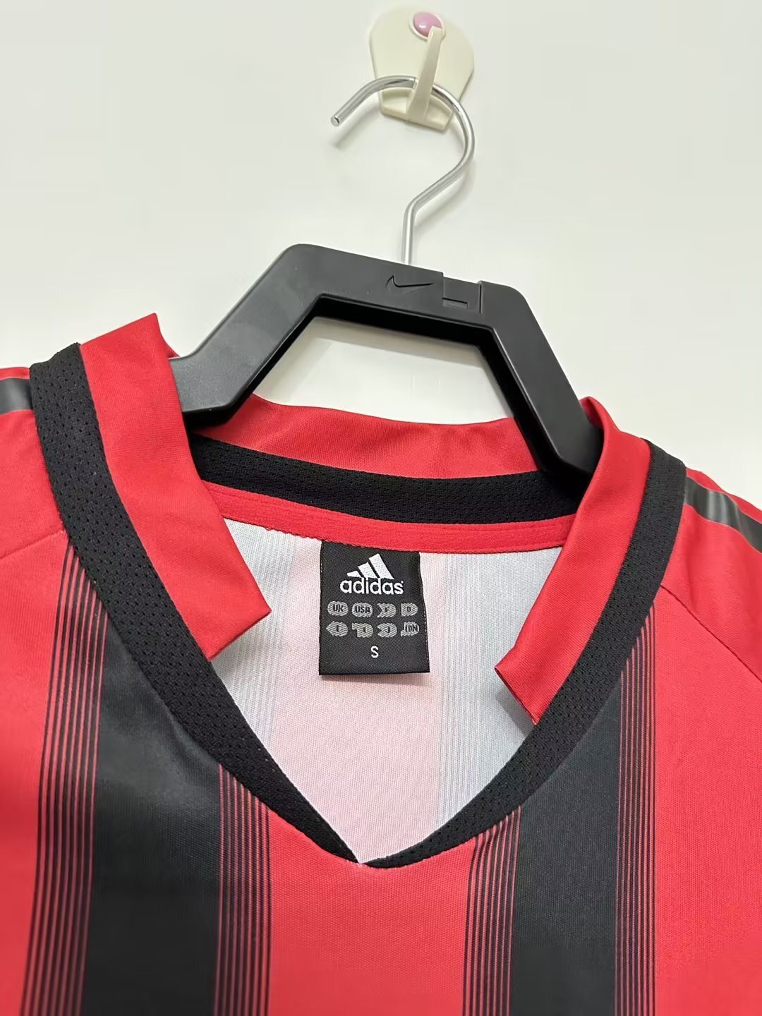 Camiseta retro de hombre del equipo de Milán - 2004/05