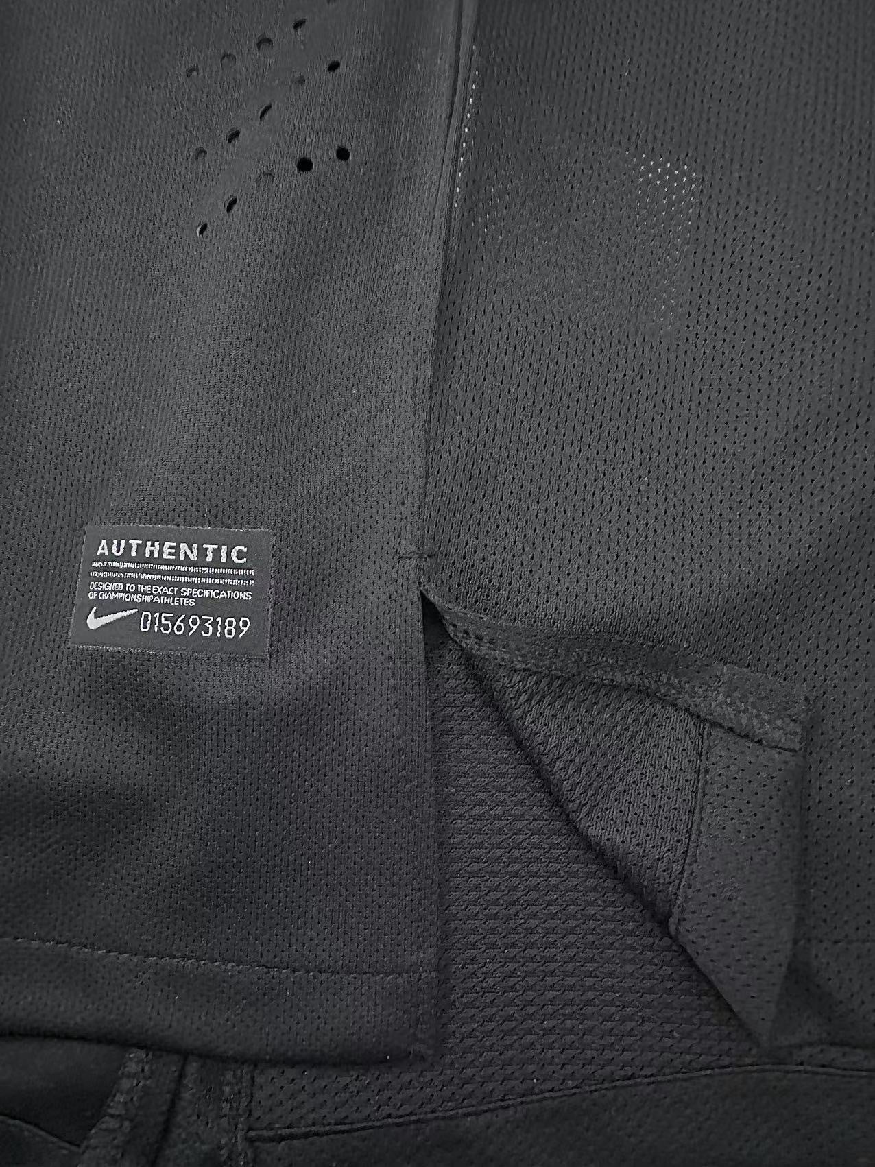 Maillot Homme Équipe Nationale du Brésil Rétro Noir 2013/2014