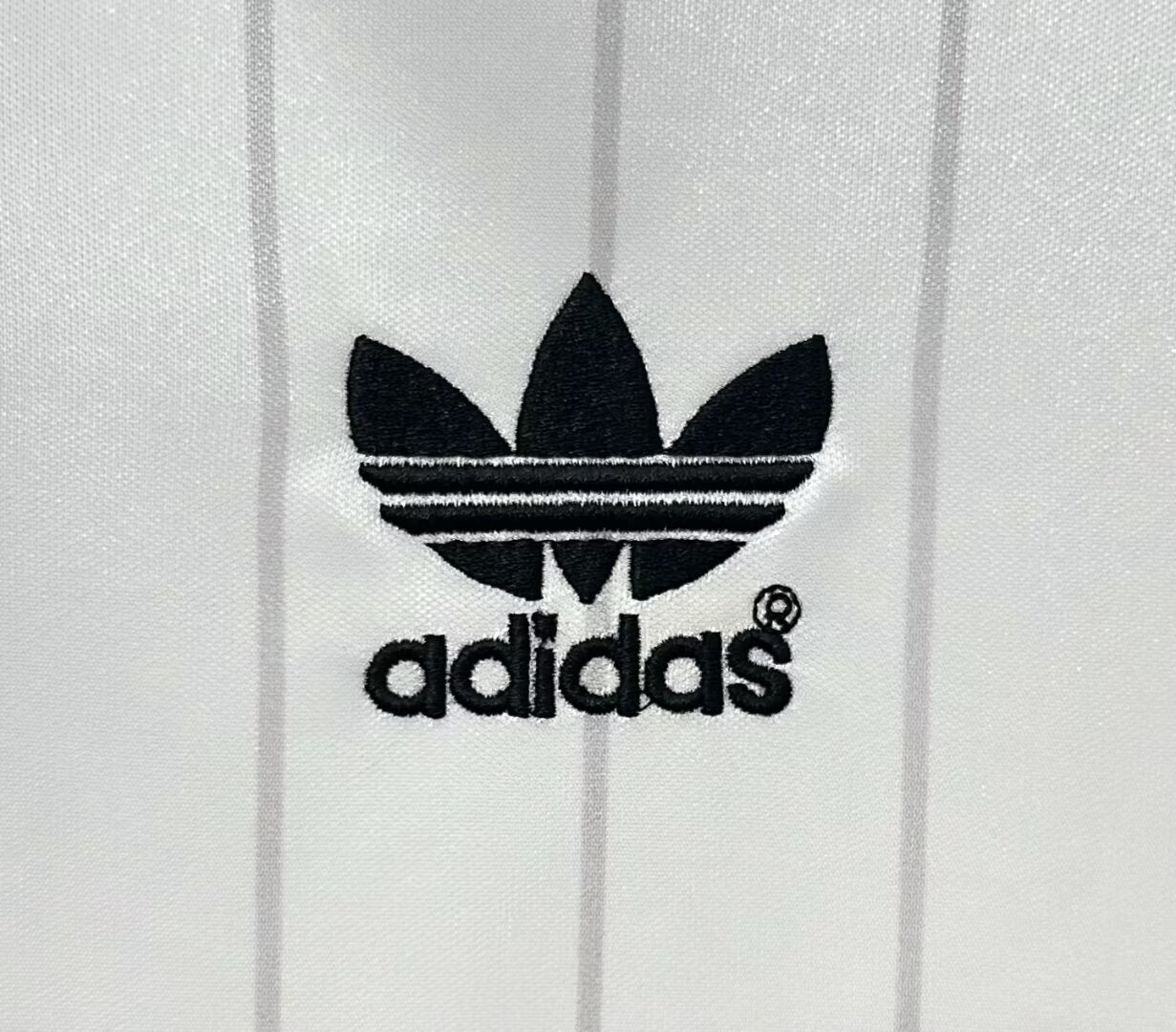 Camiseta retro de hombre del Manchester United - 1983
