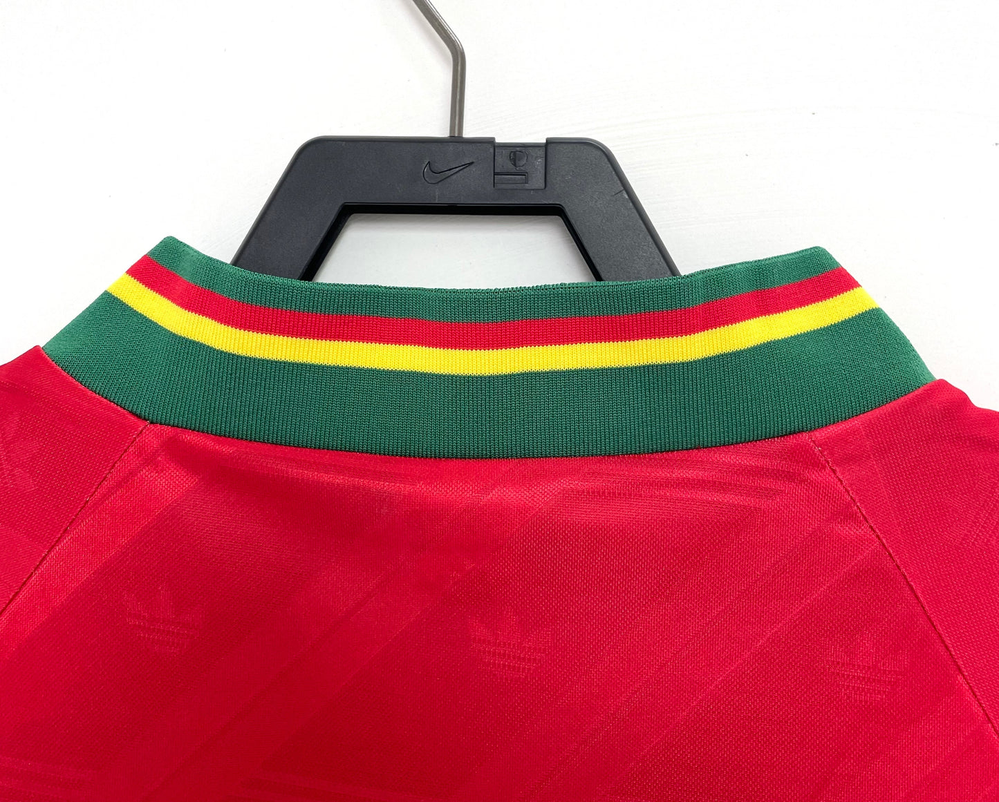 Man's Retro Jersey Portugal National Team Home - 1992/94