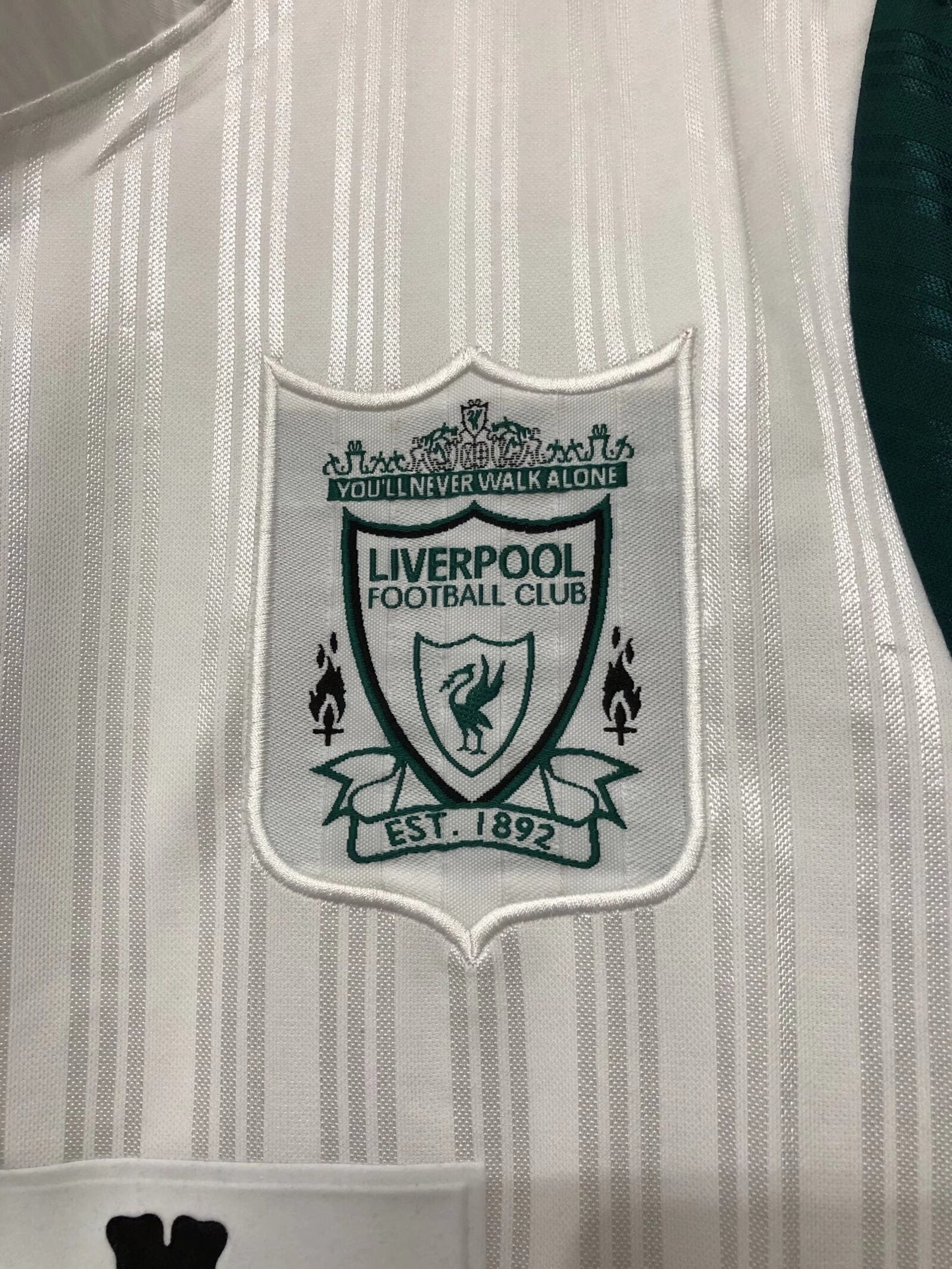 Maillot rétro homme extérieur du Liverpool FC - Saison 1995/1996