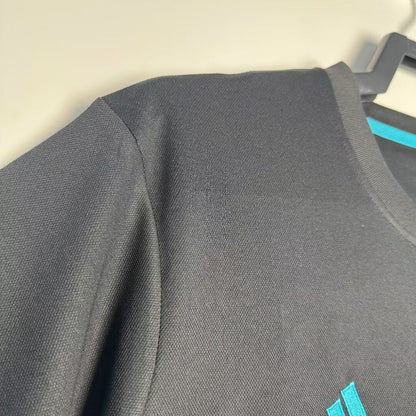Camiseta retro de hombre del Real Madrid de visitante - 2017/2018